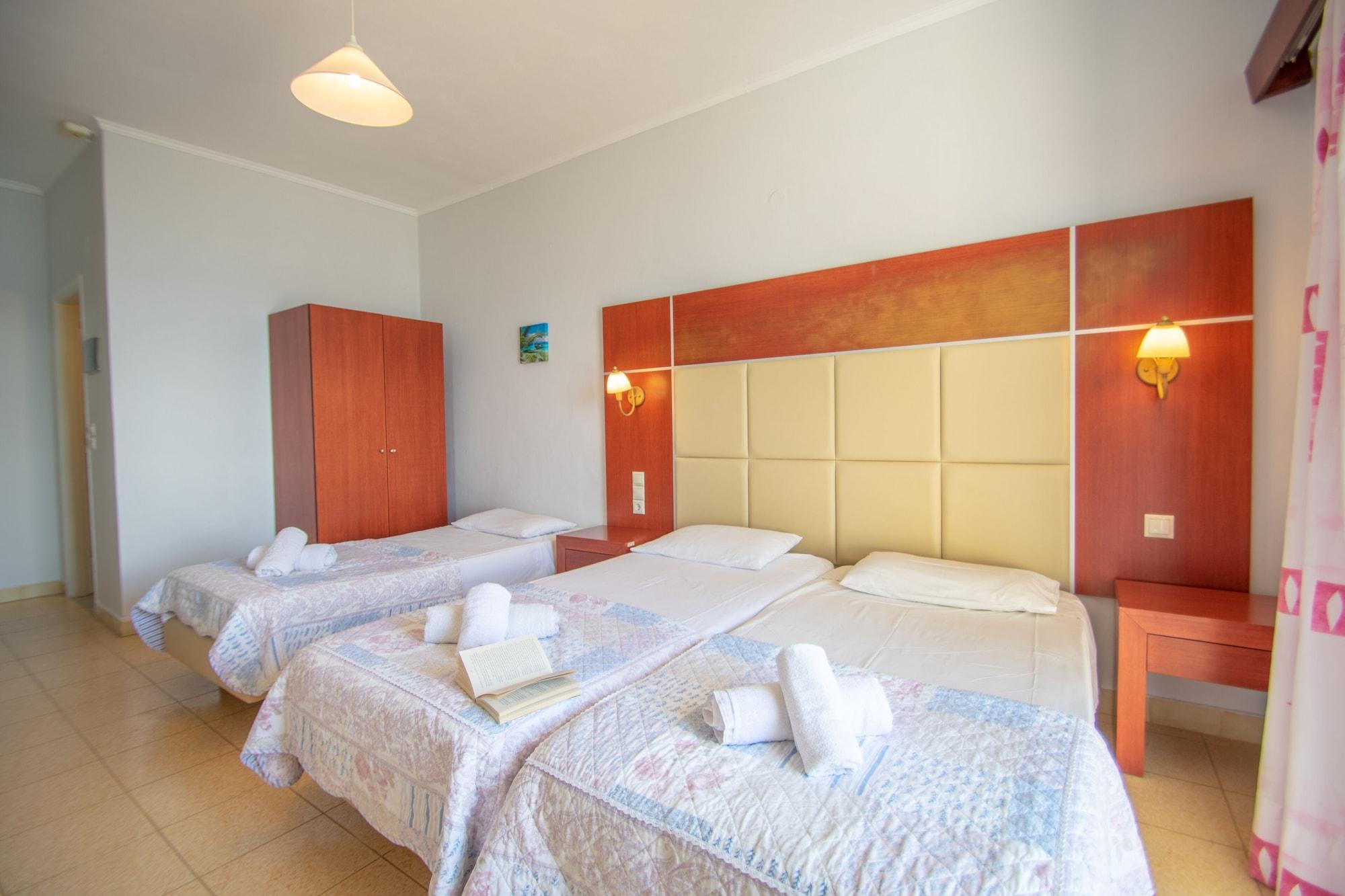 Agoulos Beach Hotel Argassi Exteriör bild