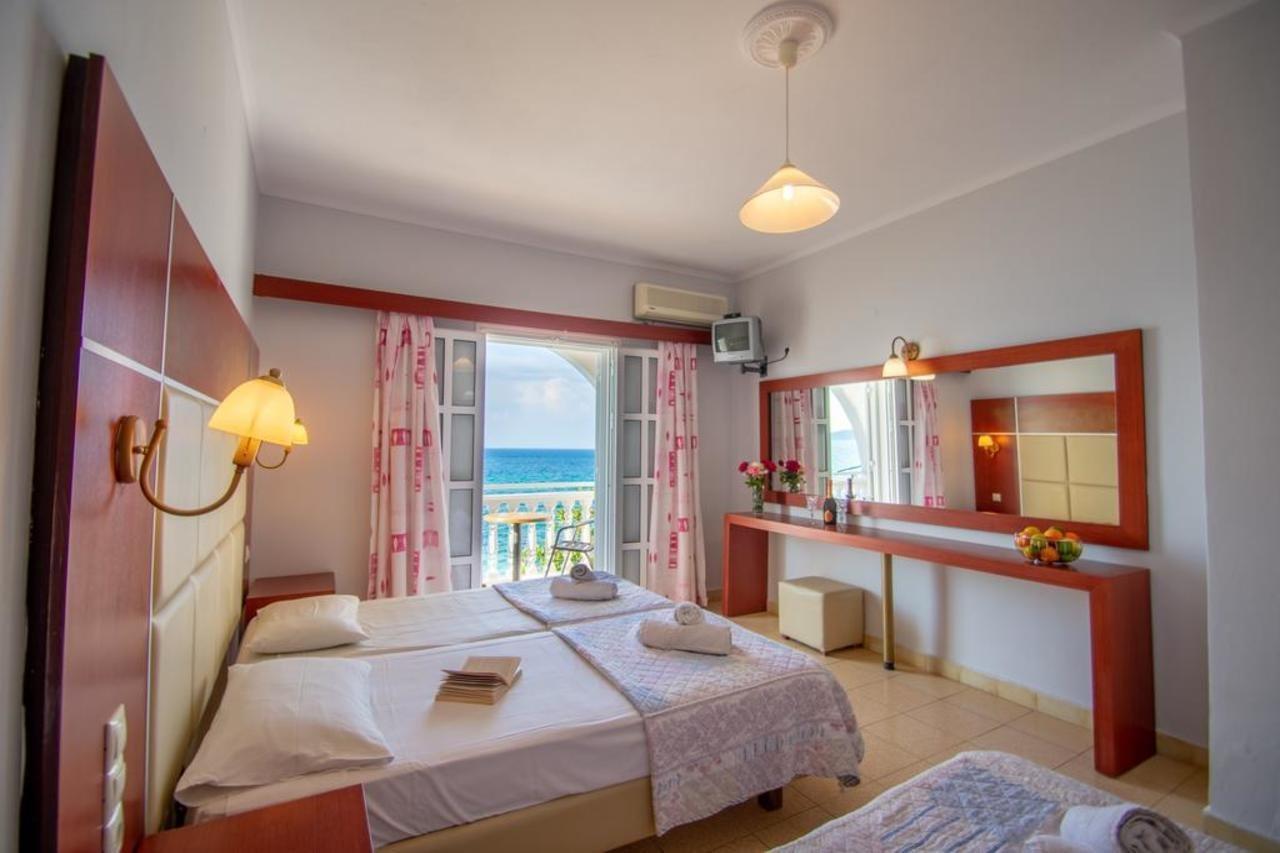 Agoulos Beach Hotel Argassi Exteriör bild